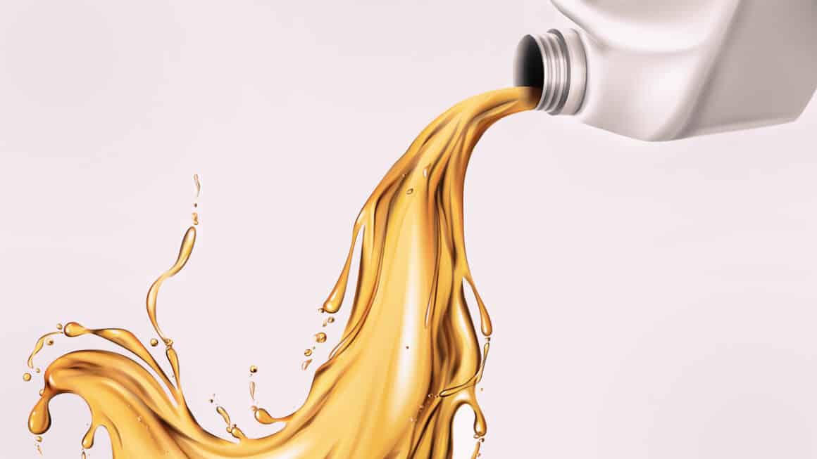 Can You Use Engine Oil To Lube The Motorcycle Chain? Motoxtasy